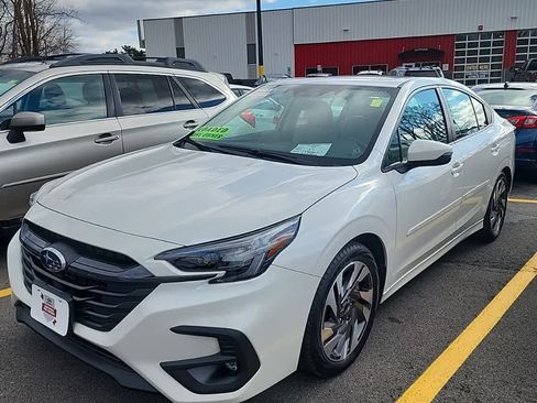 Used 2023 Subaru Legacy Limited image 1