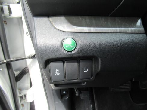 Used 2014 Honda CR-V EX-L image 16