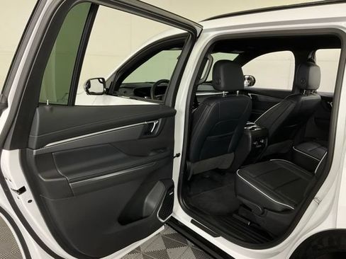 Used 2026 Buick Enclave Sport Touring FWD image 34
