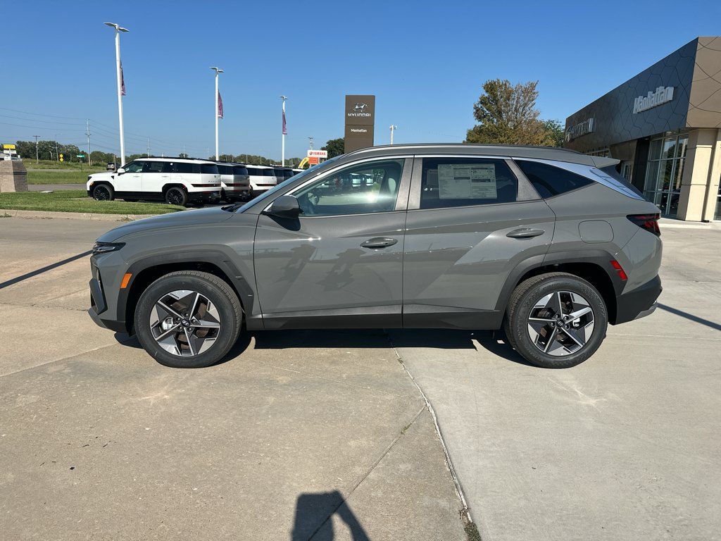 New 2026 Hyundai Tucson SEL Plus AWD/4WD image 7