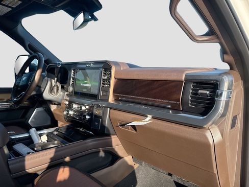 New 2026 Ford F350 King Ranch w/ Chrome Package image 38