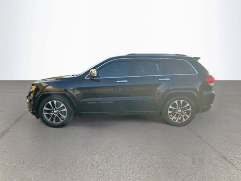 Used 2018 Jeep Grand Cherokee Overland AWD/4WD image 7