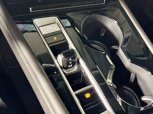 New 2026 Volkswagen Atlas Cross Sport SEL R-Line image 18