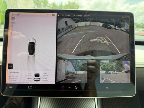 Used 2018 Tesla Model 3 Long Range AWD/4WD image 31