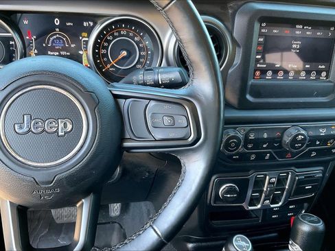 Used 2020 Jeep Wrangler Unlimited Sport S AWD/4WD image 23