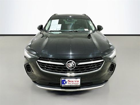 Used 2022 Buick Envision Essence w/ Technology Package I image 2