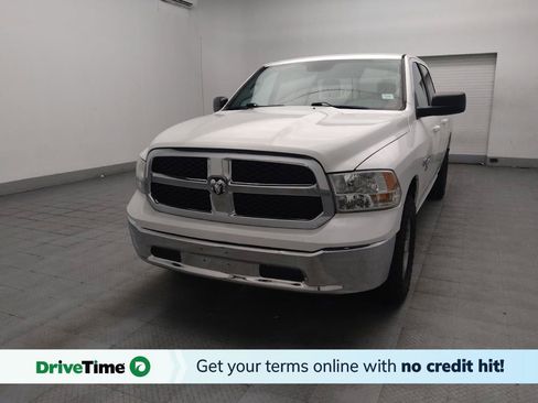 Used 2020 RAM 1500 Classic SLT AWD/4WD image 1
