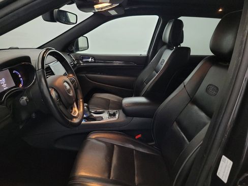 Used 2019 Jeep Grand Cherokee Overland AWD/4WD image 17