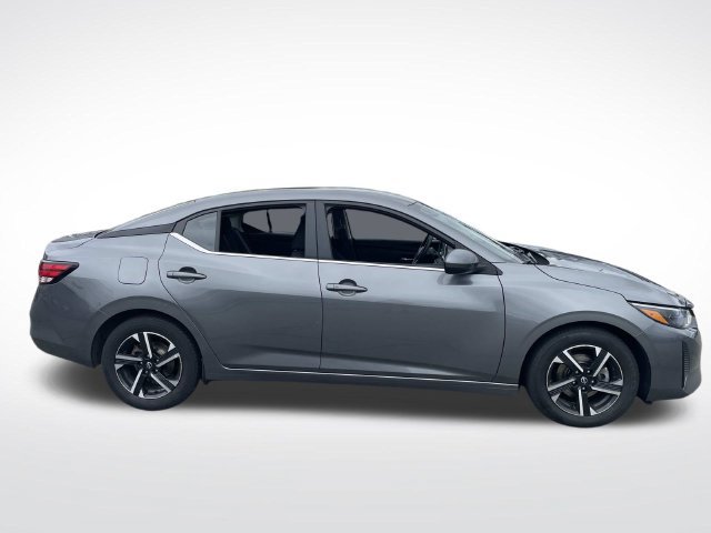 Used 2024 Nissan Sentra SV FWD image 14