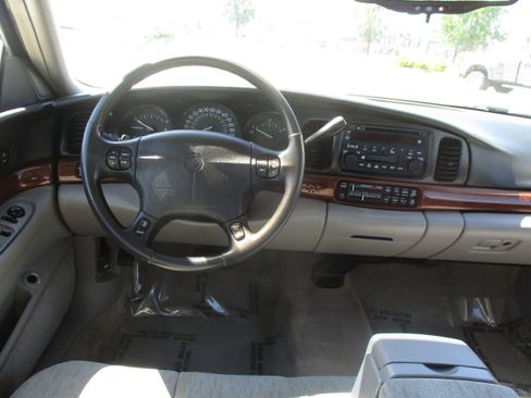 Used 2005 Buick Le Sabre Custom w/ Wheel And Sound Package FWD image 12