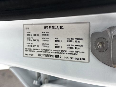 Used 2020 Tesla Model 3 Standard Range Plus image 39