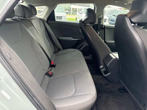 Used 2025 Kia K4 FWD image 12
