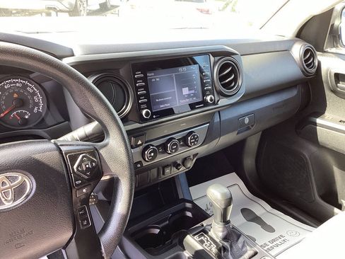 Used 2021 Toyota Tacoma SR RWD image 18