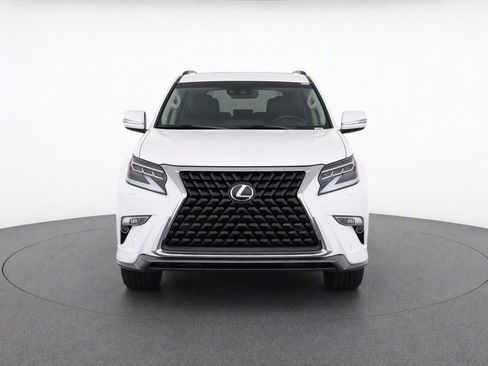 Used 2022 Lexus GX 460 Luxury w/ Sport Design Package AWD/4WD image 7