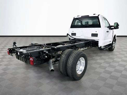 New 2026 Ford F350 XL w/ XL Chrome Package AWD/4WD image 4