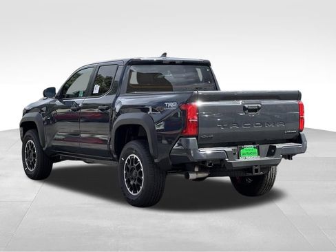 New 2026 Toyota Tacoma TRD Off-Road AWD/4WD image 3
