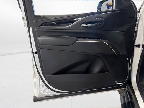 Used 2024 Cadillac Escalade Sport image 16