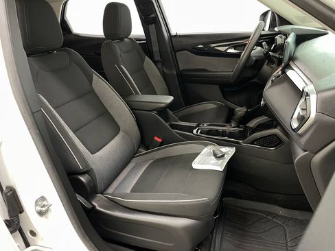 Used 2024 Chevrolet TrailBlazer LS w/ LS Convenience Package FWD image 37