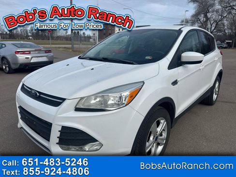 Used 2016 Ford Escape SE w/ SE Cold Weather Package image 1
