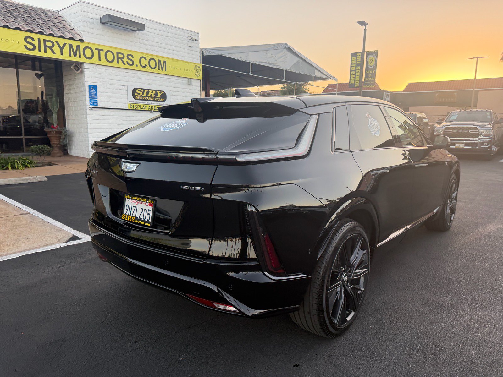 Used 2024 Cadillac Lyriq Sport AWD/4WD image 3