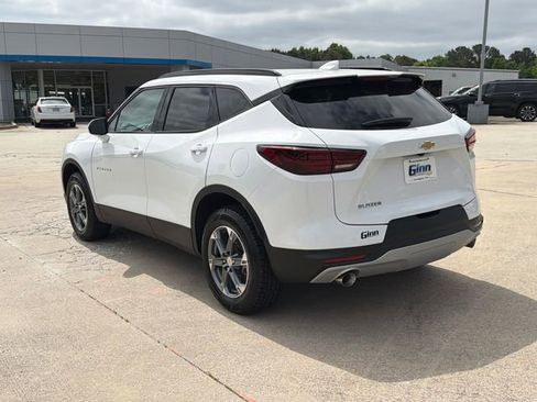 Used 2024 Chevrolet Blazer LT w/ Convenience Package FWD image 7