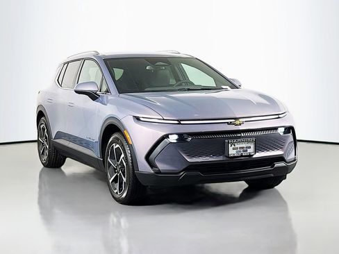 New 2026 Chevrolet Equinox EV LT image 1