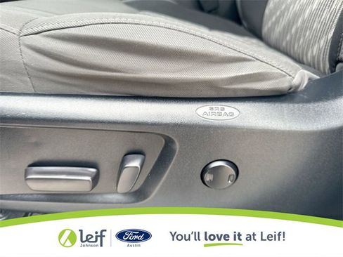 Used 2020 Toyota Tundra SR5 w/ SR5 Upgrade Package image 18