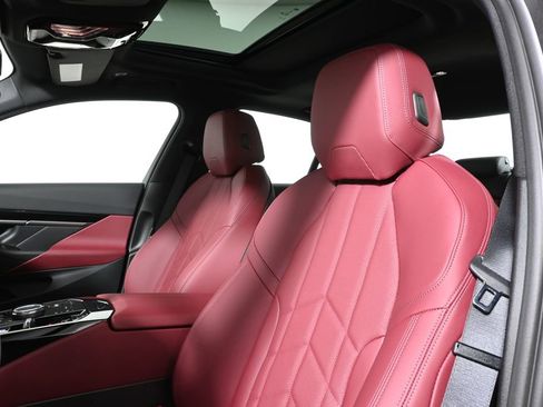 New 2026 BMW 530i xDrive AWD/4WD image 16