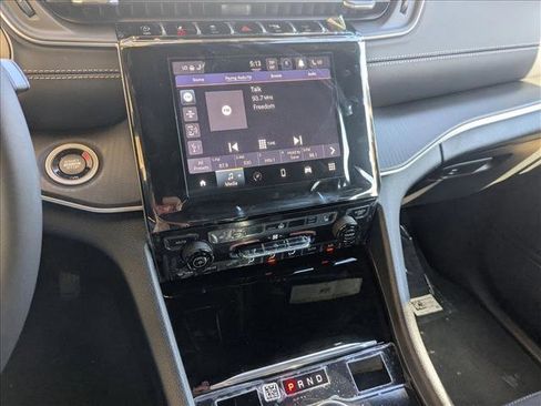 New 2025 Jeep Grand Cherokee L Laredo w/ Luxury Tech Group I image 13