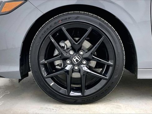 Certified 2025 Honda Civic Sport image 10