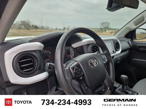 Used 2022 Toyota Tacoma SR image 20