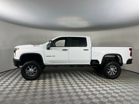 Used 2020 Chevrolet Silverado 2500 W/T w/ WT Convenience Package image 9