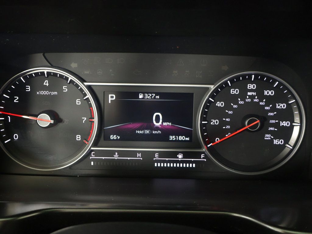 Used 2023 Kia Sorento LX FWD image 40