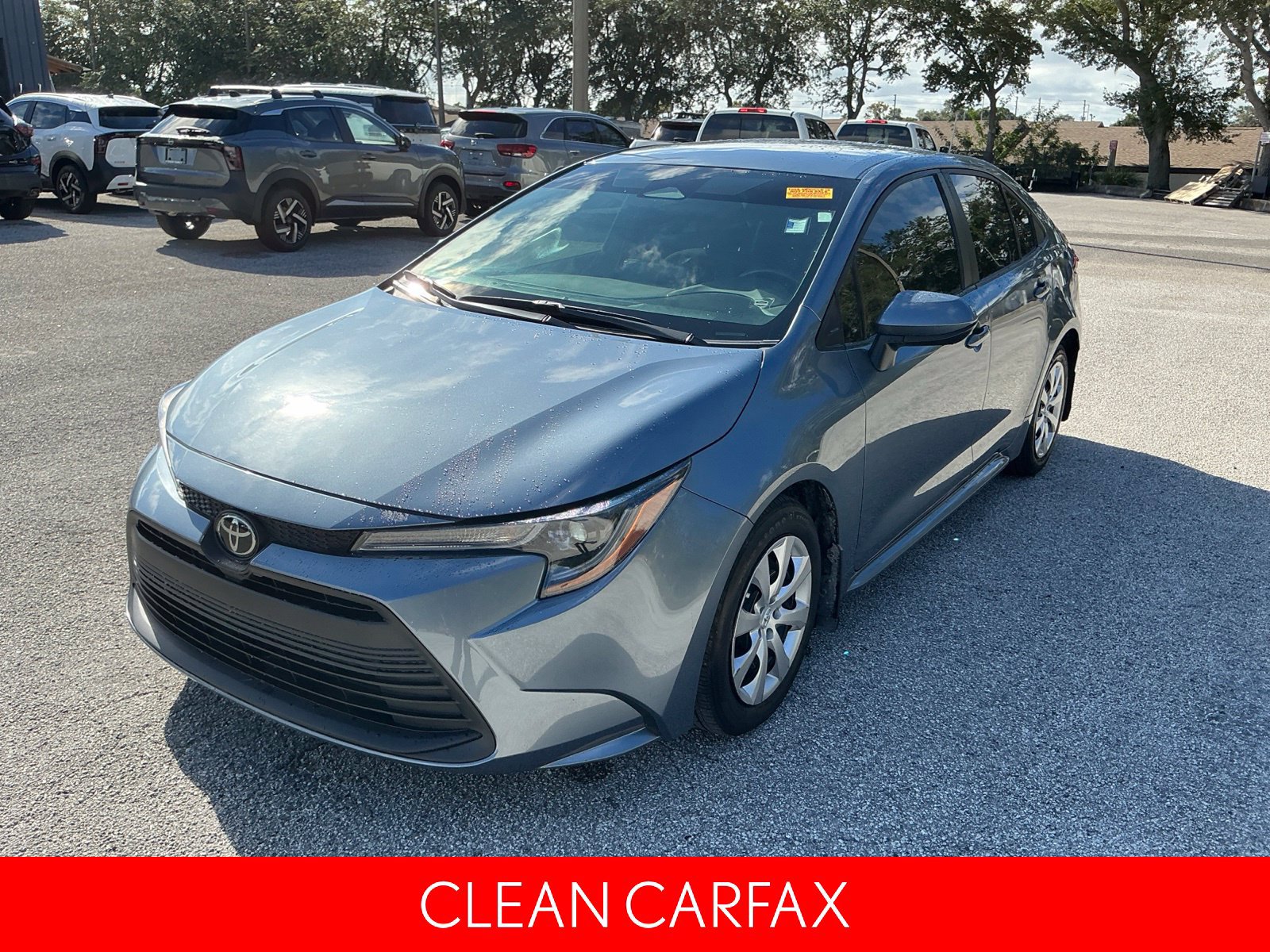 Used 2025 Toyota Corolla LE FWD image 4