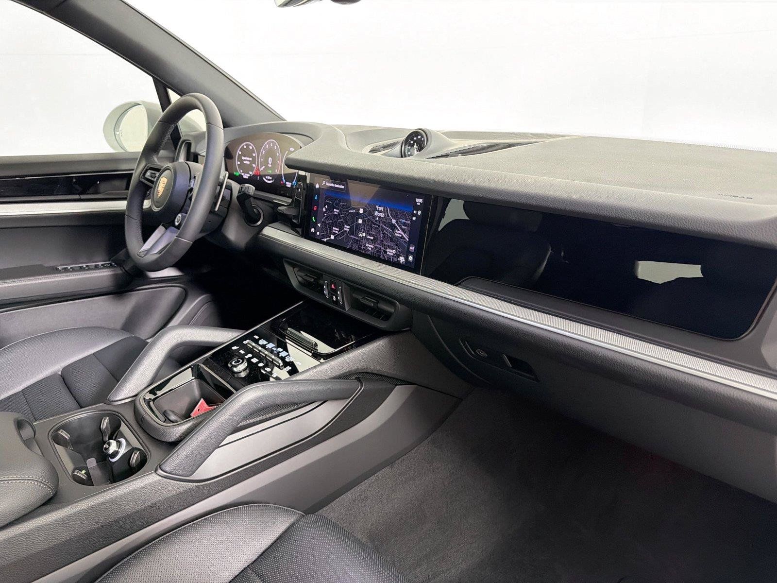 Certified 2025 Porsche Cayenne E-Hybrid AWD/4WD image 28
