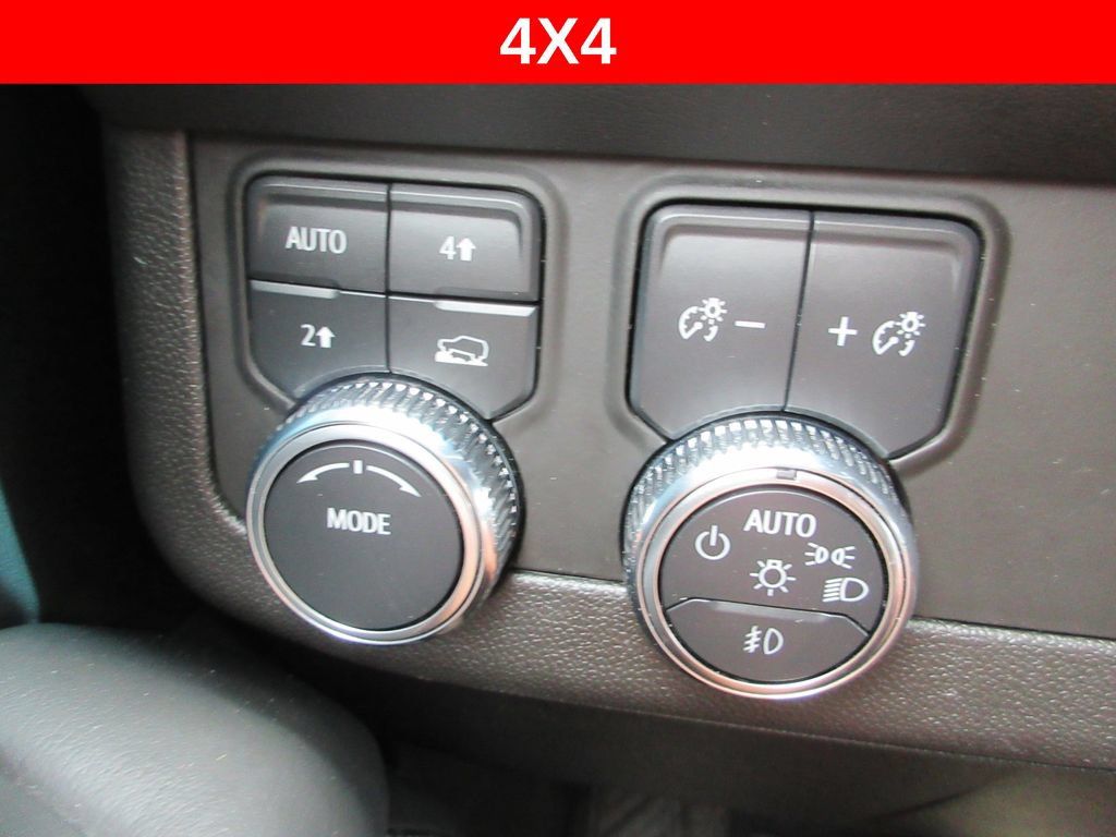 Certified 2023 GMC Yukon SLT AWD/4WD image 27