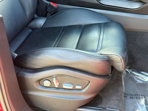 Used 2021 Porsche Cayenne Coupe image 13