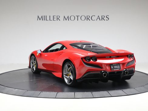 Certified 2020 Ferrari F8 Tributo image 5