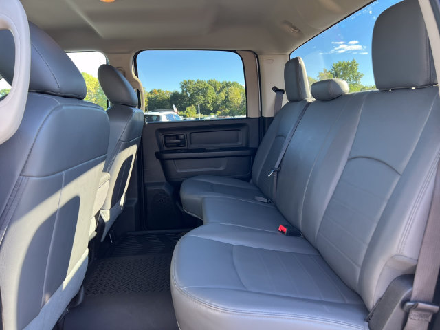 Used 2020 RAM 1500 Tradesman w/ Chrome Appearance Group AWD/4WD image 4