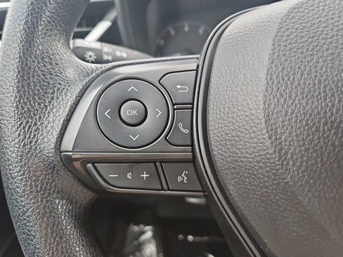 Used 2024 Toyota Corolla LE FWD image 30