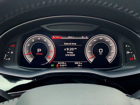 Used 2019 Audi Q8 Prestige w/ Luxury Package image 14