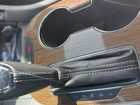 Used 2017 GMC Acadia SLE w/ Driver Alert Package I image 17