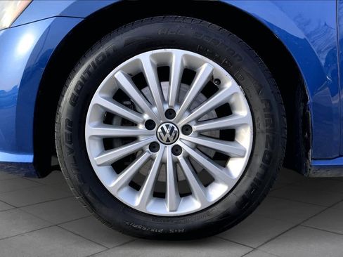 Used 2016 Volkswagen Passat 1.8T SE image 11