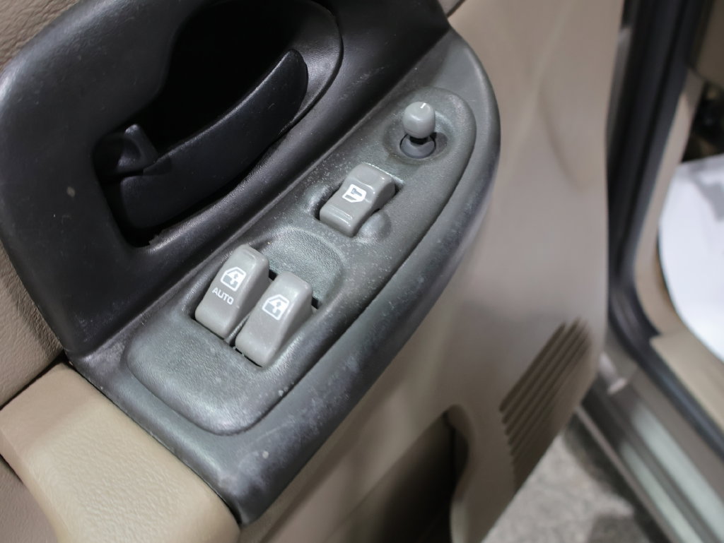 Used 2004 Pontiac Montana Extended w/ Convenience Package #2 FWD image 20