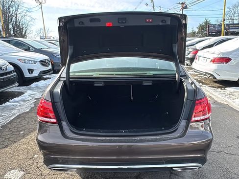 Used 2016 Mercedes-Benz E 350 Sedan image 13