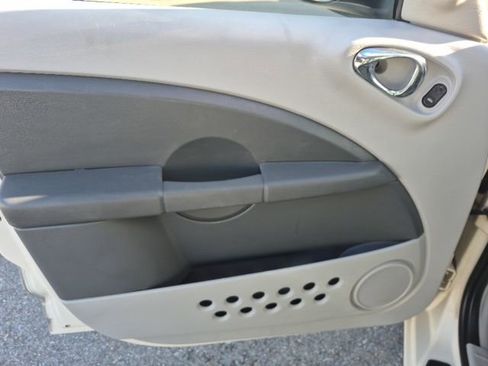 Used 2007 Chrysler PT Cruiser image 10