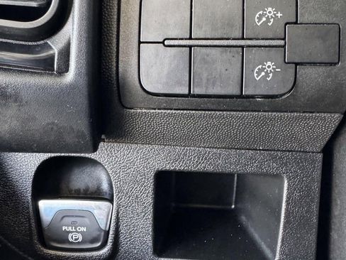 Used 2025 RAM ProMaster 2500 FWD image 10