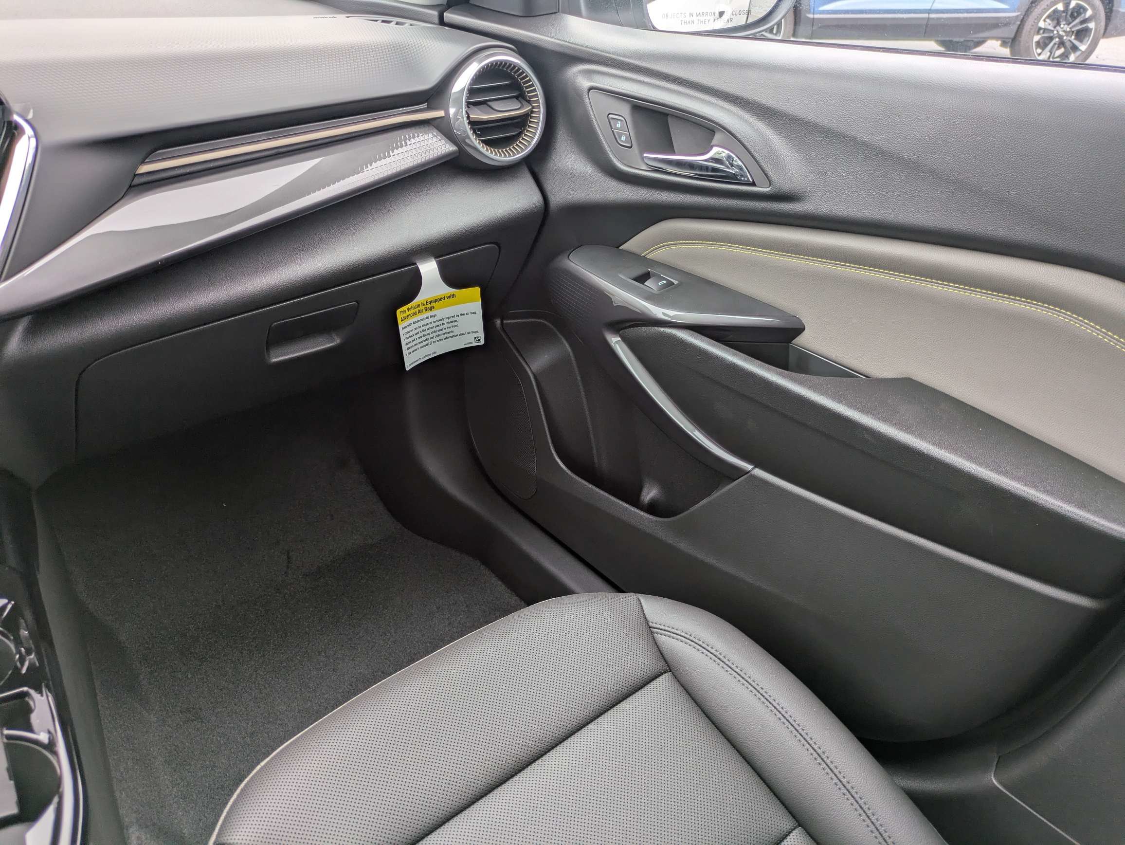 New 2026 Chevrolet Trax ACTIV w/ Sunroof Package FWD image 10
