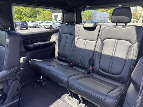 New 2026 Jeep Grand Wagoneer Limited w/ Premium Group II AWD/4WD image 19