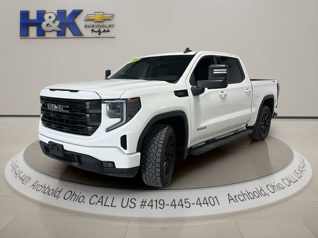 Used 2024 GMC Sierra 1500 Elevation w/ LPO, Elevation Black Package AWD/4WD image 3